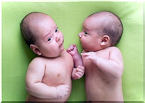 Giving birth to twins: what does it change?