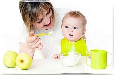 How can you help the baby to taste new foods?