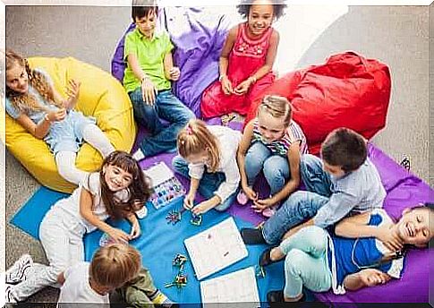 children playing cooperative games